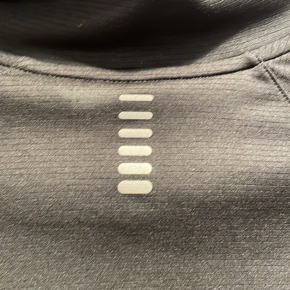 Under Armour Run Threadborne Pullover - image 6